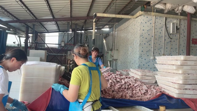 817单冻去肚鸡胗常年有货，15公斤一件，需要的老板来聊