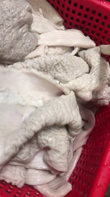 牛肠，牛大肠，半成品，￼开边大肠干净无油！