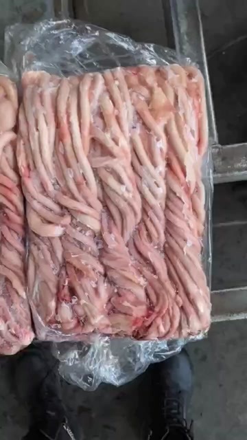 临沂猪鞭一件20斤，一箱四板共400条不带头，不带油，粗细均匀