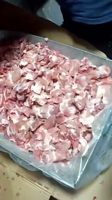 沂水县剔骨正19碎肉，本厂常年加工生产大块！小块！两种