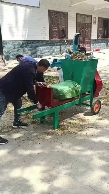 商丘小型压块机   买时3500  用的不到三天
