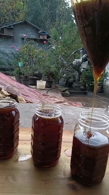 永胜县高原百花蜜，天然，要高质量的联系。