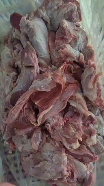 纯干牛舌根肉