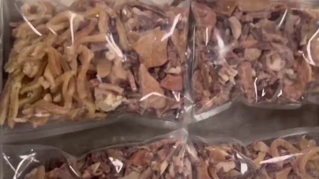 阳信县纯干高质量牛杂加工中[庆祝]