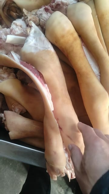 去骨牛蹄，酱卤食材，