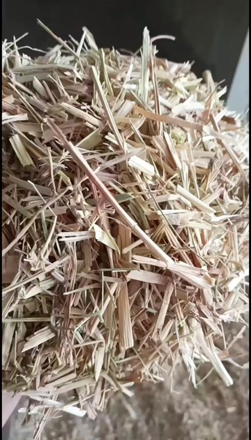 牛羊马草料：稻草，苔草，花生秧，玉米秸秆，小麦秸秆…