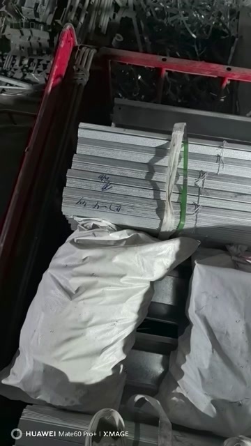 无锡温室大棚配件 蔬菜大棚薄膜 规格尺寸齐全 热镀锌大棚管价格