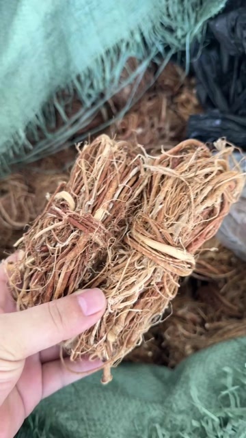 玉林五指毛桃广西自然无硫批发干货扎把五爪龙新货色泽靓够干