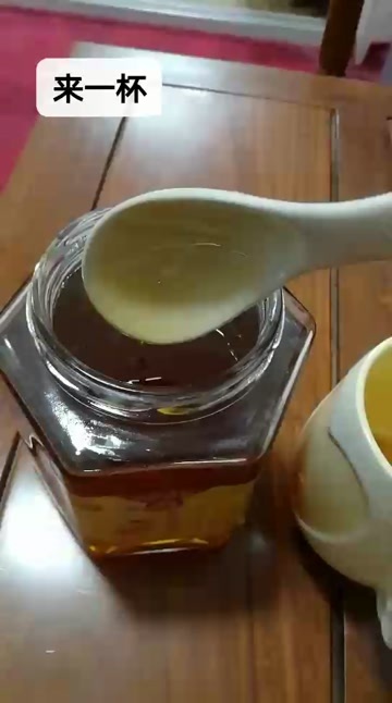 贵港土蜂蜜大力优惠：浓郁香甜的成熟龙眼蜜，营养丰富。