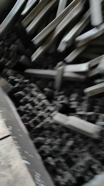 镇康县高温四角平面竹炭，耐烧高温、滴油不起火