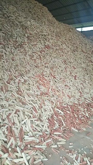 玉米芯颗粒供应，颗粒度6-20mm大小可以自由选择