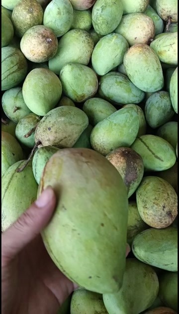 百色表面有一点瑕疵，不影响外观